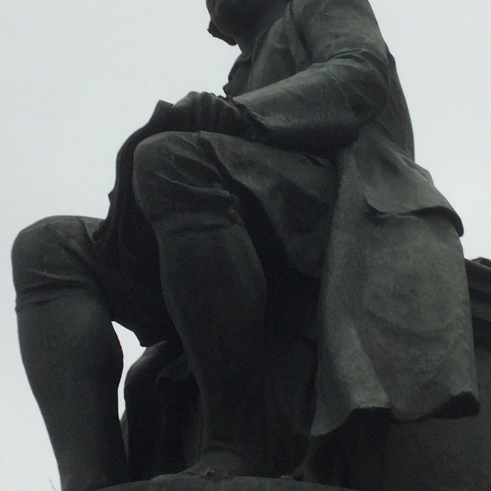 Памятник М.В.Ломоносову - 5