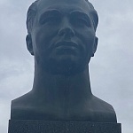 Памятник-бюст Беляеву - 5
