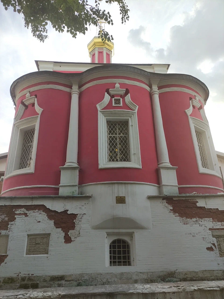 Храм Воскресения Христова в Пленницах - 3