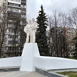 Скульптурная композиция Космонавты - 1