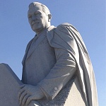 Памятник В.Н.Челомею - 2