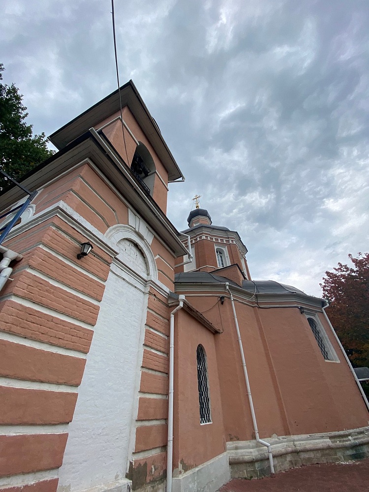 Храм Рождества Христова в Черневе - 4