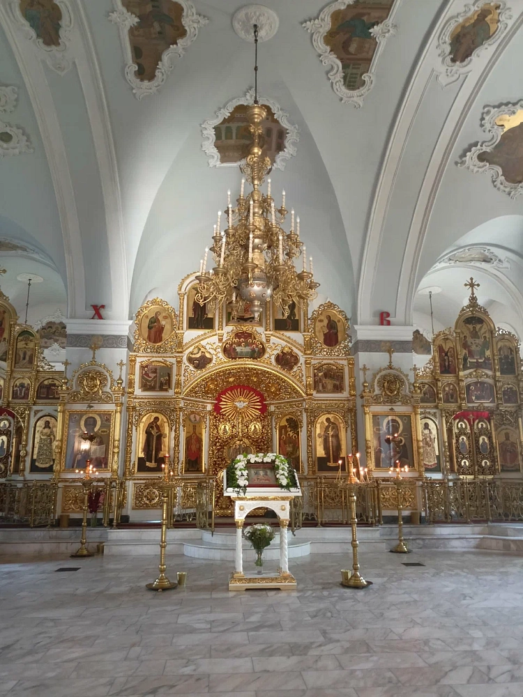 Храм Живоначальной Троицы в Борисове - 8