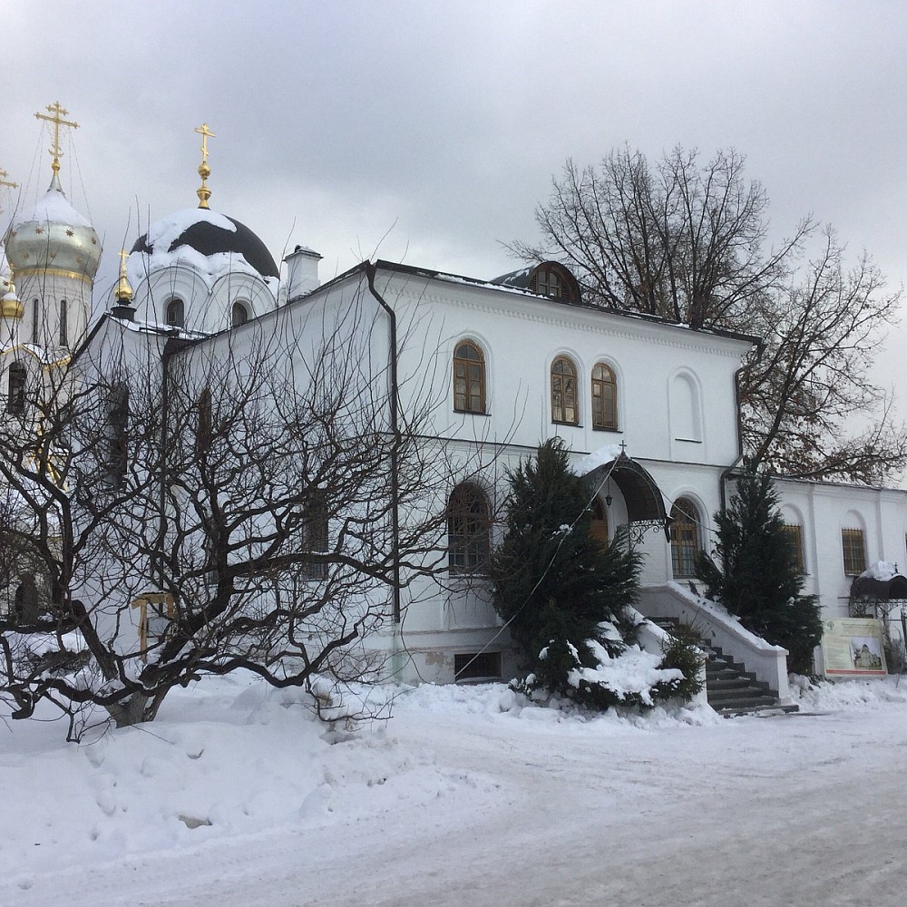 Храм Духа Святого Сошествия в Зачатьевском монастыре - 2