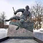 Памятник В.Б. Харламову - 2