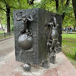 Памятник И. А. Крылову - 9