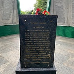 Часовня Георгия Победоносца у Братской могилы воинов-ополченцев-защитников - 4