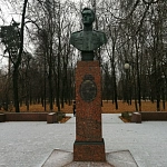 Памятник-бюст авиаконструктору Яковлеву - 7