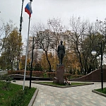 Памятник лётчику-истребителю В. В. Талалихину - 4