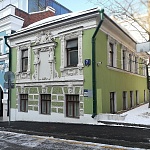 Дом Петра Сысоева . Дом с кариатидами - 3