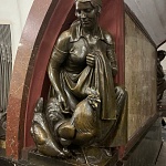 Станция метро "Пл. Революции" - 8