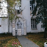 Памятник-бюст К. Т. Солдатенкову - 7