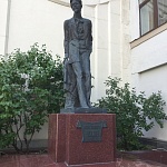 Памятник А.П.Чехову - 5