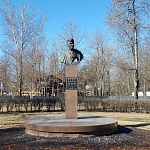 Памятник Е.В. Вучетичу - 2