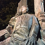 Памятник Араму Хачатуряну - 9