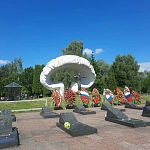 Памятник героям-чернобыльцам - 2