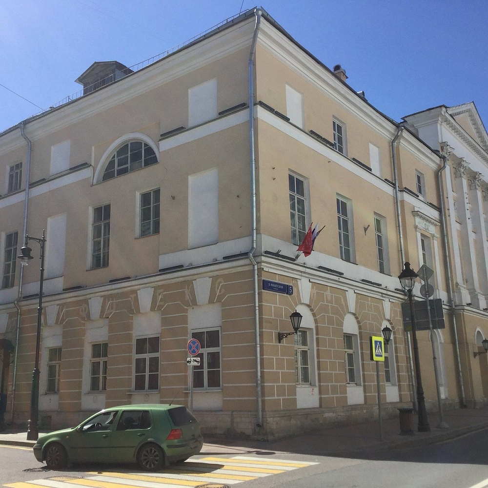 Дом графа В.Г.Орлова - 6
