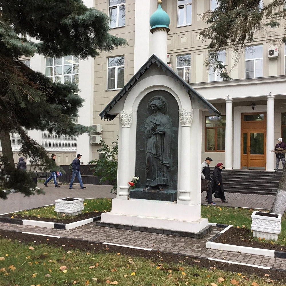 Памятник Святому Пантелеймону - 5
