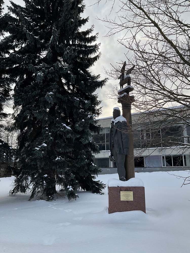 Памятник Уолту Уитмену - 6