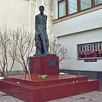 Памятник А.П.Чехову - 4