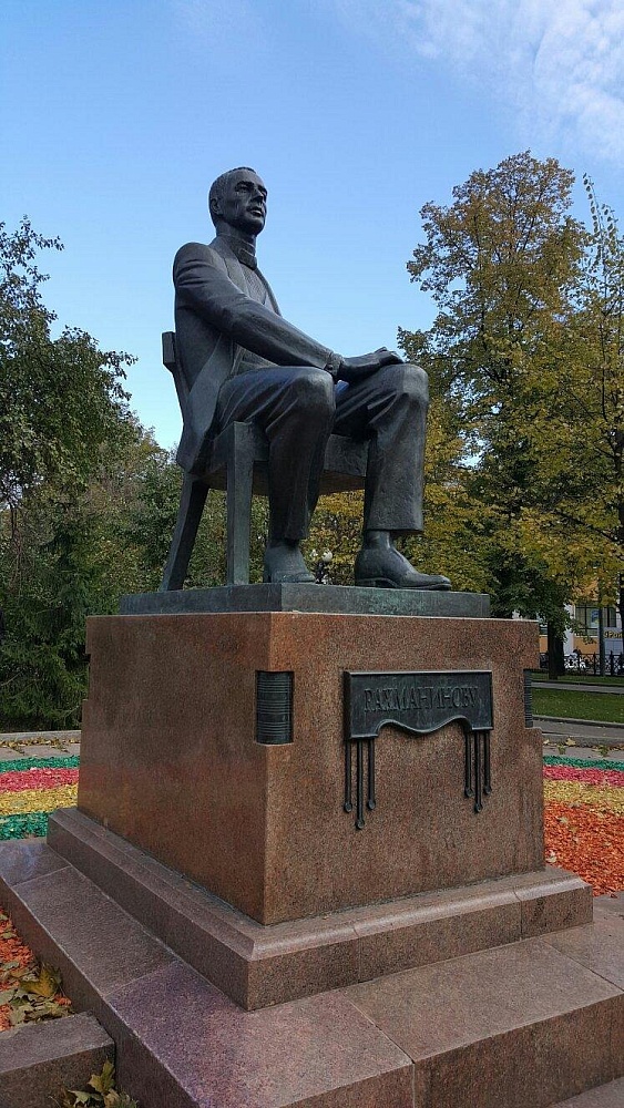 Памятник С. Рахманинову - 5