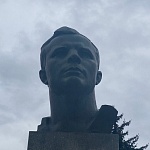 Памятник-бюст Гагарину - 4