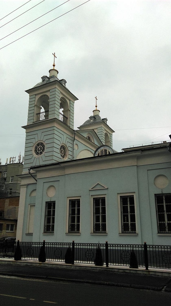 Храм Успения Пресвятой Богородицы на Могильцах - 3