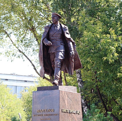Памятник В.Ф. Маргелову