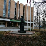 Памятный бюст Н. И. Железнову - 3