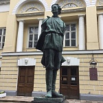 Памятник А.М. Горькому - 1