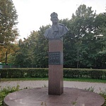 Памятник Е.В. Вучетичу - 3