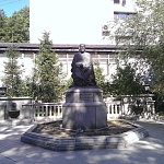 Памятник Низами Гянджеви - 9