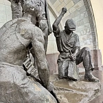 Памятник Метростроевцы в Забое - 3