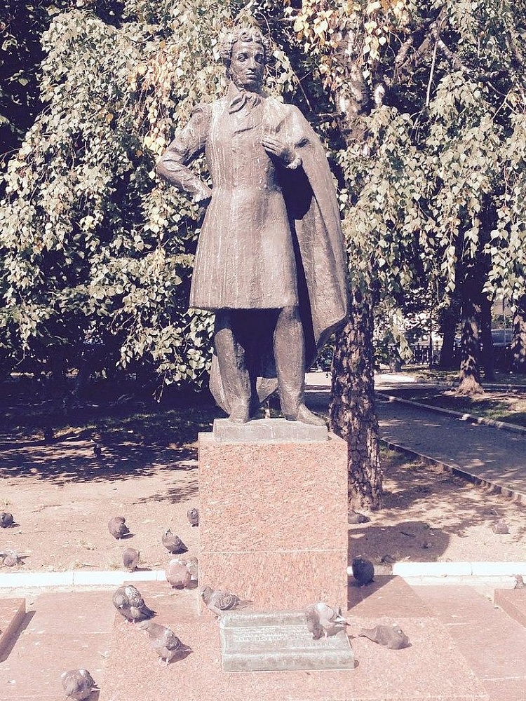 Памятник А.С.Пушкину Спасопесковская площадь - 4
