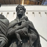 Памятник святым Евдокии Московской и Дмитрию Донскому с детьми - 1