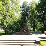 Памятник Петру I на Первомайской - 4