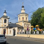 Храм Живоначальной Троицы в Хохлах - 1