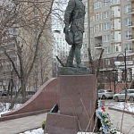 Памятник лётчику-истребителю В. В. Талалихину - 10