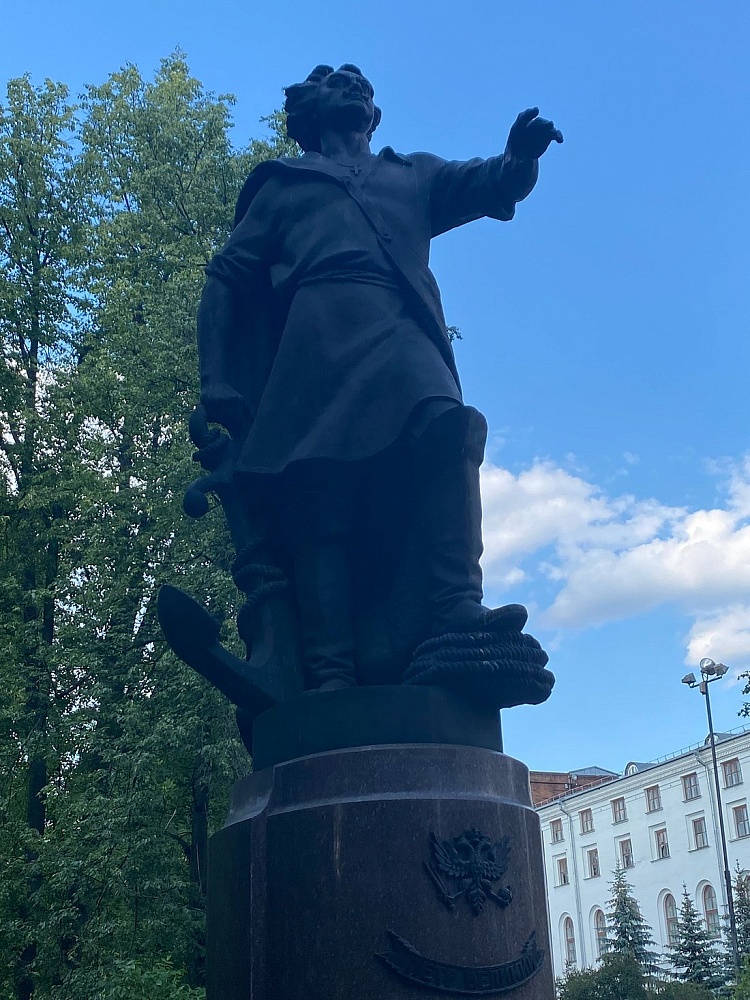 Памятник Петру I на Первомайской - 6