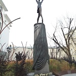 Памятник Майе Плисецкой - 5