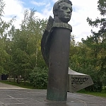 Памятник-бюст В. Н. Волкову - 4