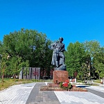 Статуя маршала Жукова - 5