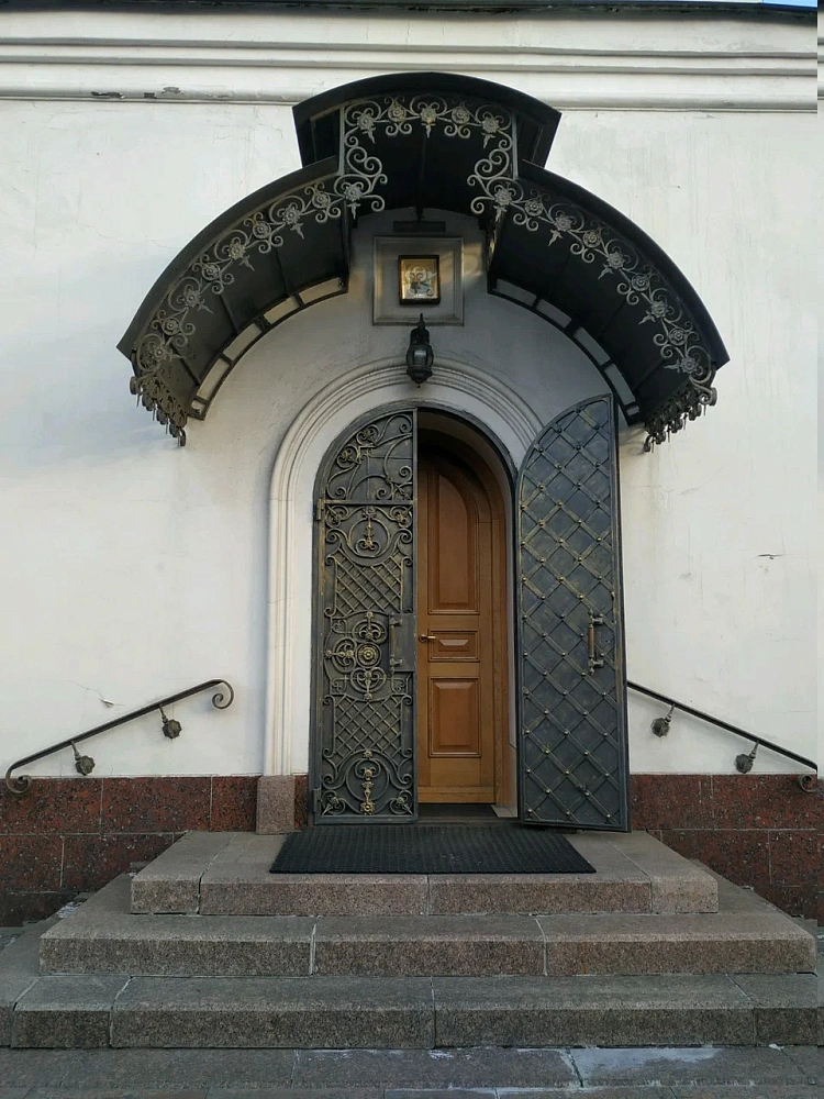 Храм святой праведной блаженной Матроны Московской - 4