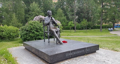 Памятник Джавахарлалу Неру