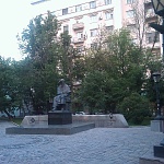 Памятник Н. Г. Чернышевскому - 7