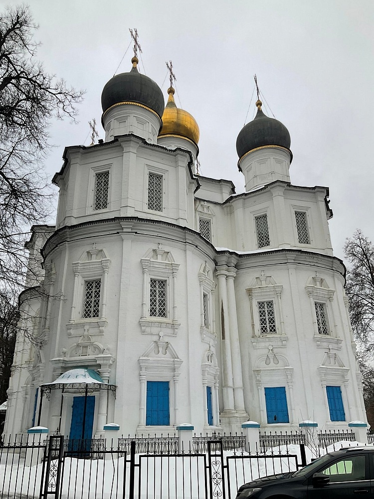 Храм Казанской Иконы Божией Матери в Узком - 4