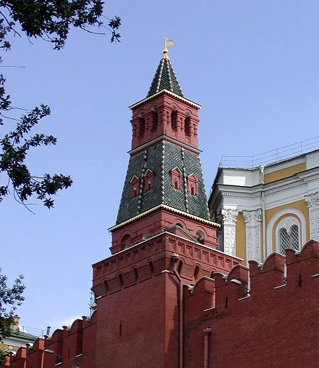 Комендантская (Колымажная) башня - 3