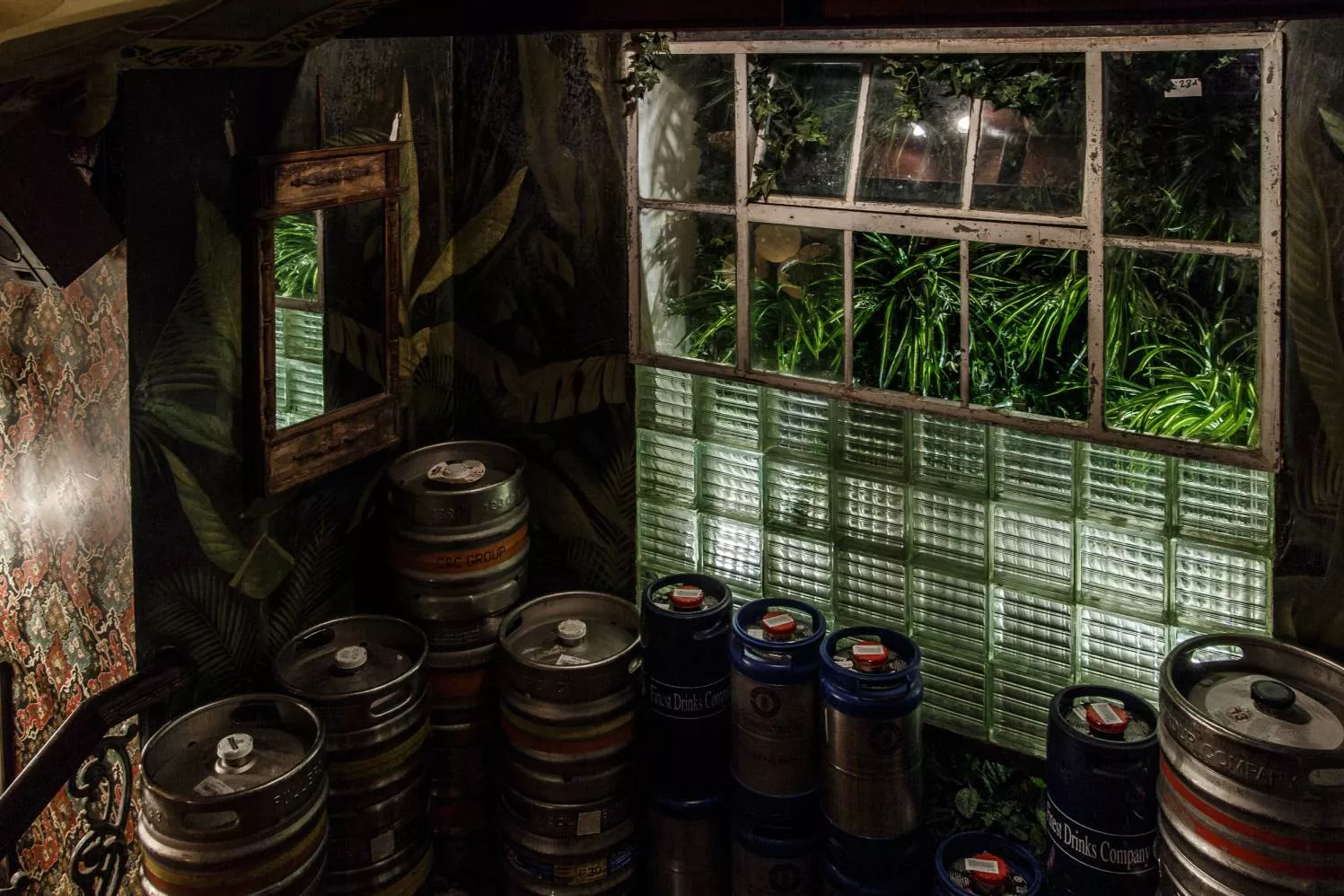 Black Swan Pub - 4
