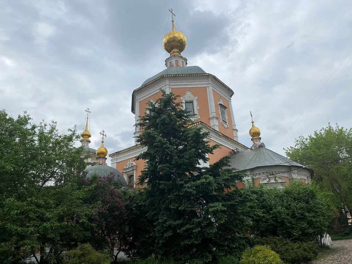Храм Живоначальной Троицы при Московском Подворье Свято-Троицкой Сергиевой Лавры - 6