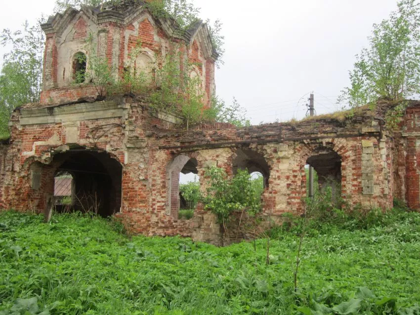 Тихвинская церковь в селе Глухово - 4